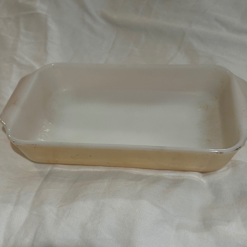 Vintage Fire-King Peach Luster Milk Glass Casserole Dish 1.5 QT Anchor Hocking